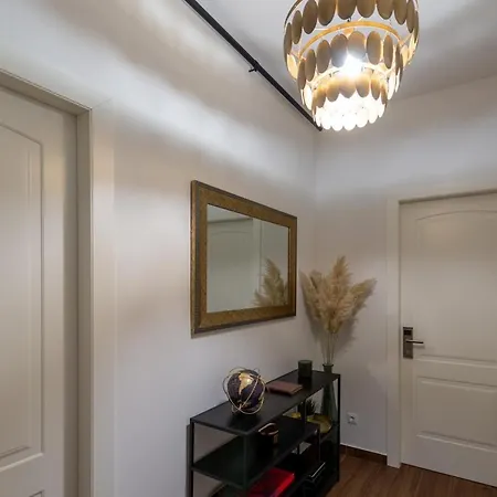 Brickwall Apartments Zagreb Room photo
