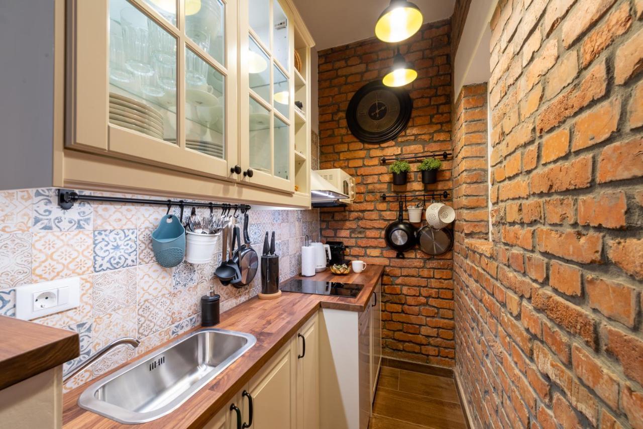 Brickwall Apartment Zagreb