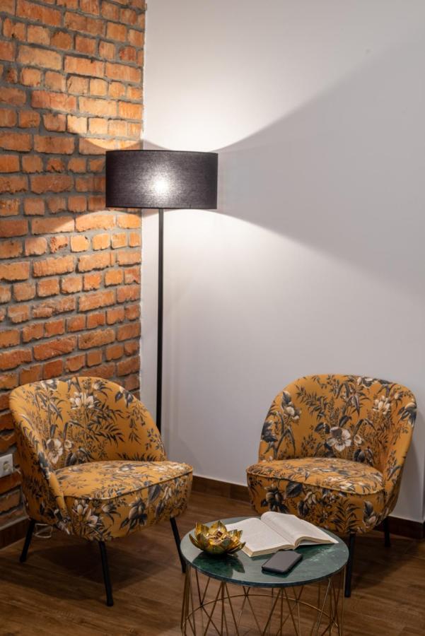 Brickwall Apartment Zagreb