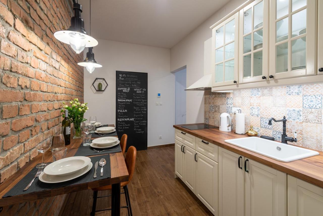 Apartman Brickwall